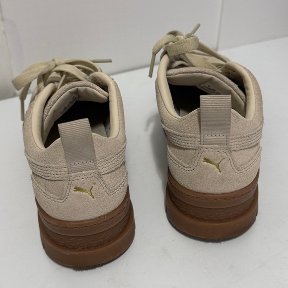 Puma Beige Sneakers with Tan Soles - Picture 3 of 8